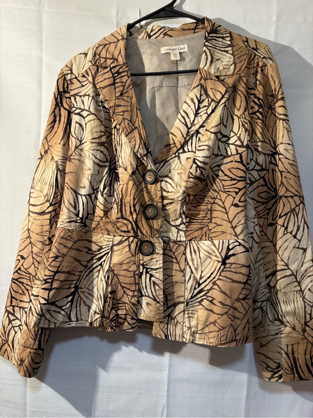 Coldwater Creek Tan and Cream Leaf-Print Blazer,Lined,Feminine, Gathers at Waist